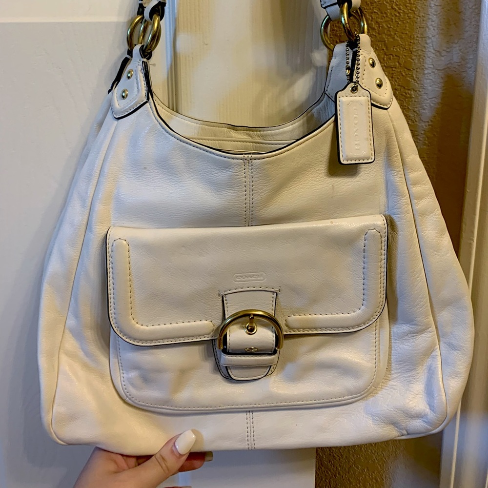 White Authentic Coach Leather Shoulder Bag